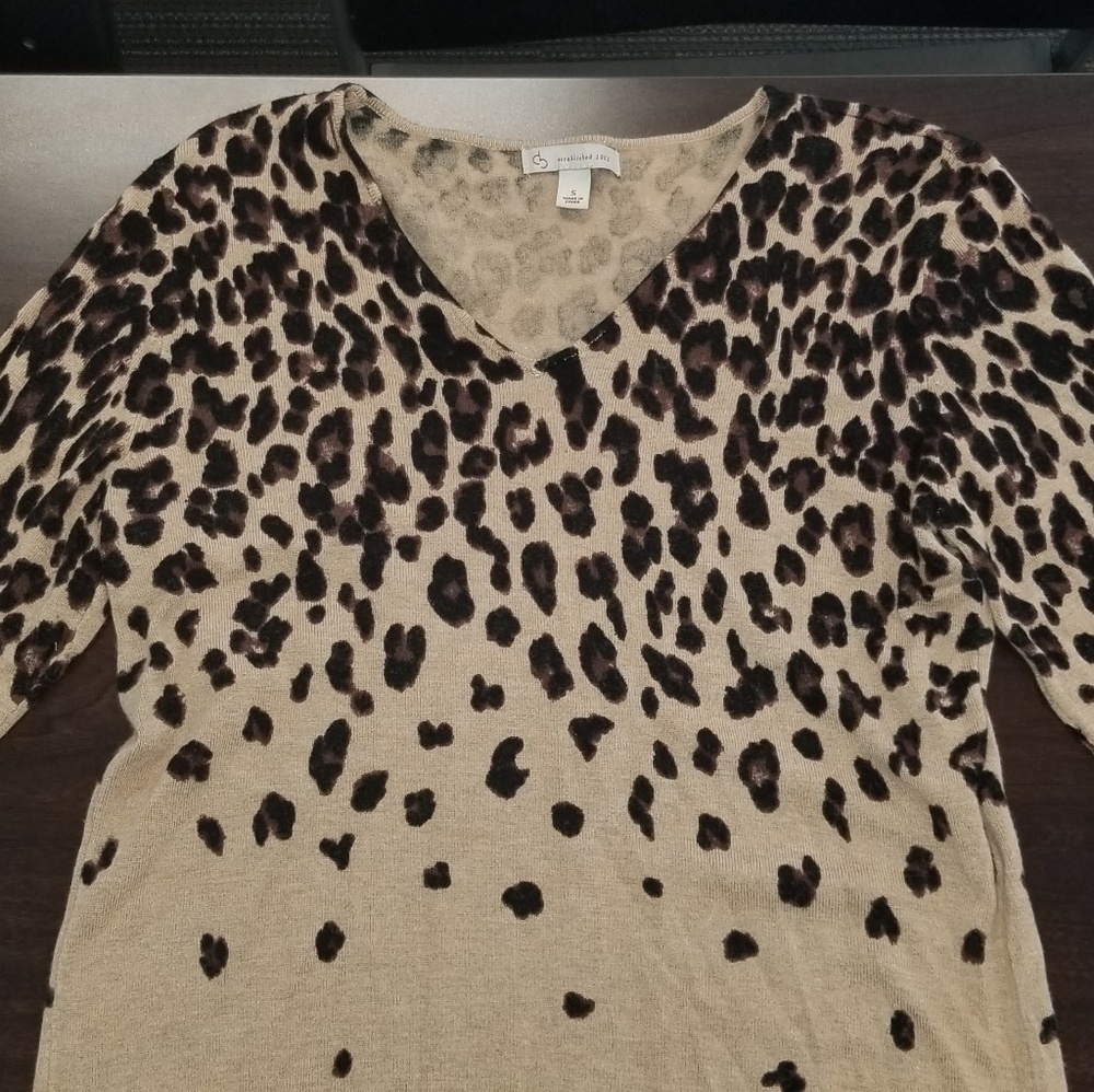 DB Cheetah Print Sweater Size S